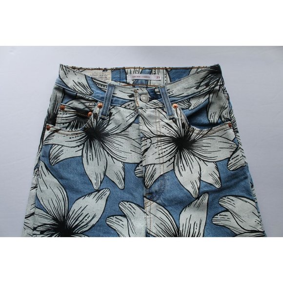 Levi's x Farm Rio Ribcage Cropped Jeans Tropical Flower- Light Wash Size 23 - Picture 6 of 9